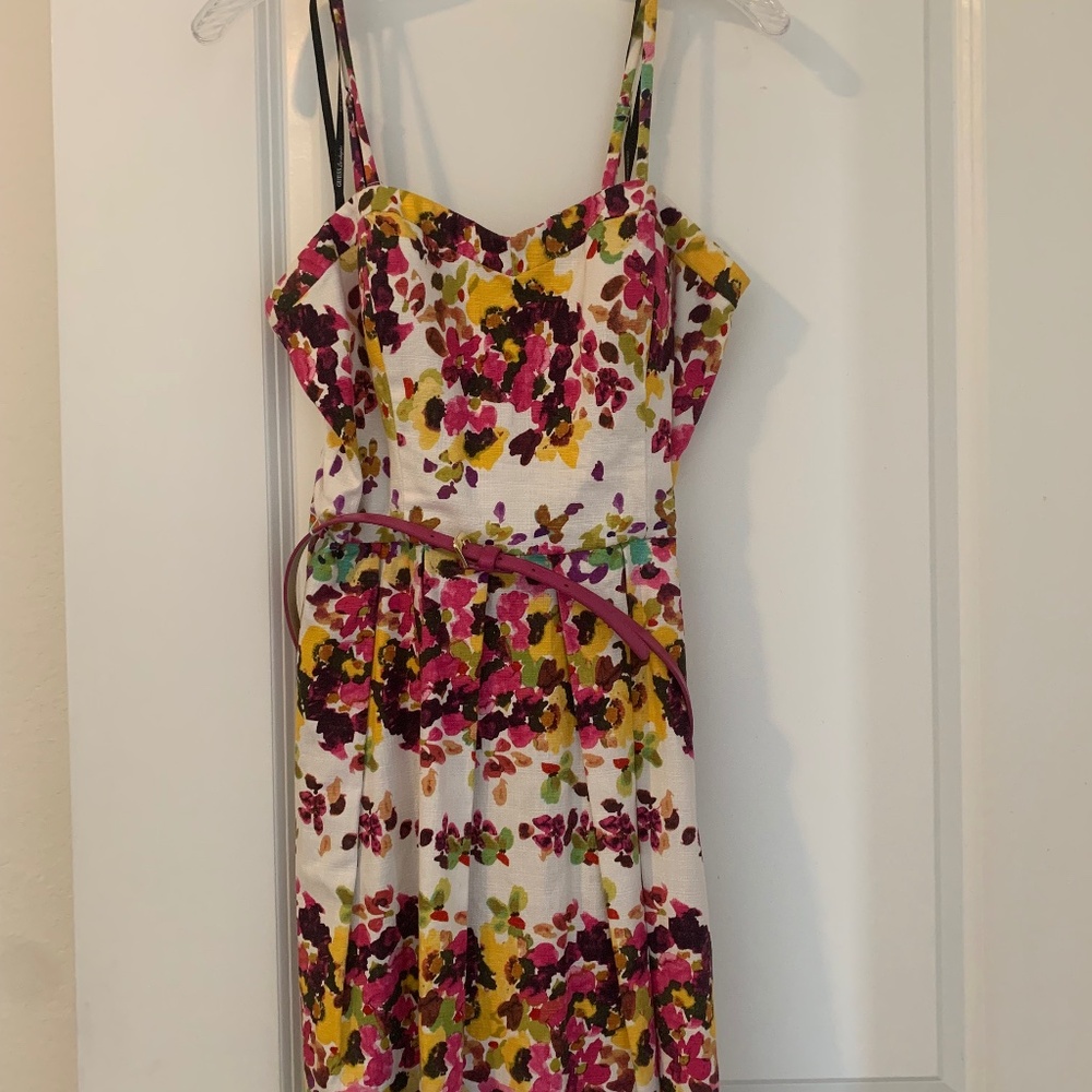 Guess Los Angeles — cute sundress with belt